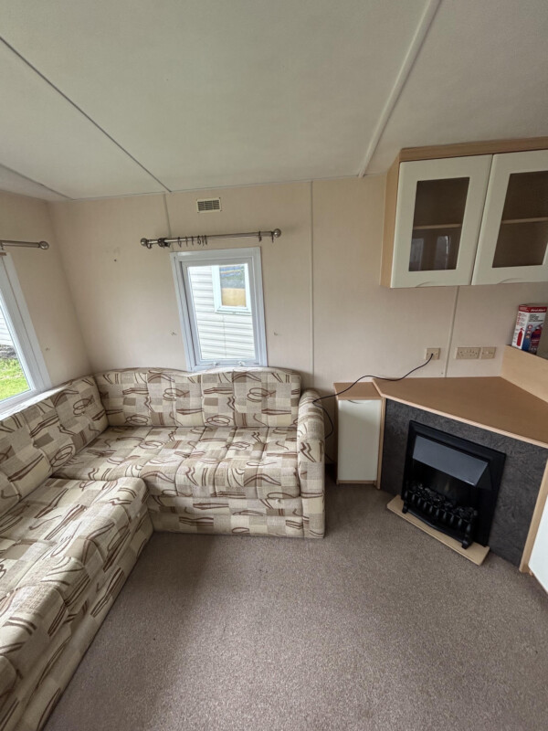 Stella Daybreak – 2 Bedroom Holiday Home - Image 2