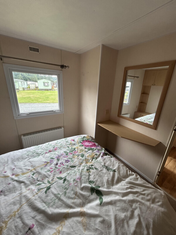 Stella Daybreak – 2 Bedroom Holiday Home - Image 8